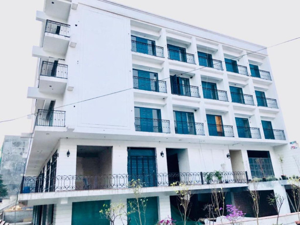 new-commercial-building-for-sale-big-0