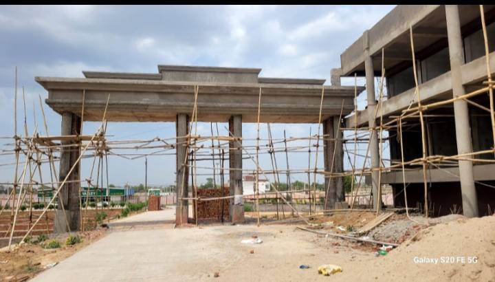 township-in-agra-big-1